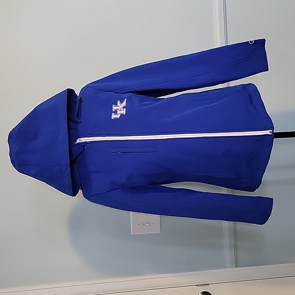 Officially Licensed Collegiate Products University of Kentucky (UK) Coat. - Picture 1 of 6
